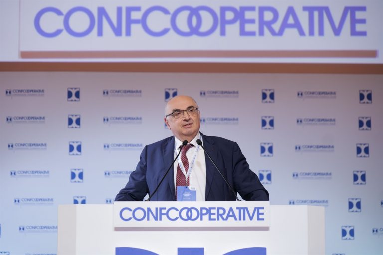 Maurizio Gardini confermato alla presidenza di Confcooperative